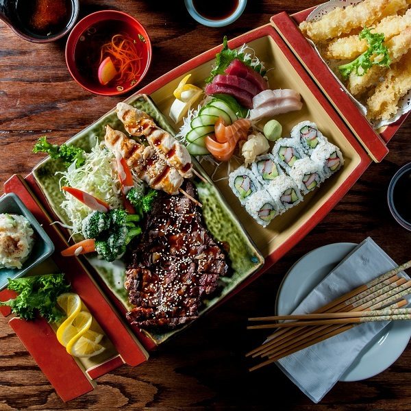 Osaka Japanese restaurant bento box lunch chicken beef sushi sashimi tempura rice and salad